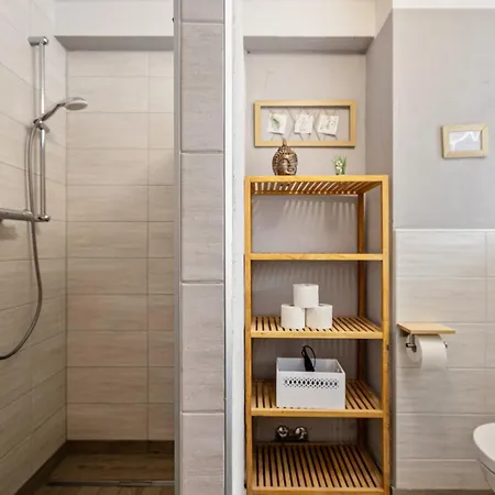 Tuerkis - Jaspis Mit Rubin * Reußenköge