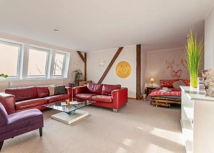 Haevn Am Meer, Koje Und Apartment Reussenkoge