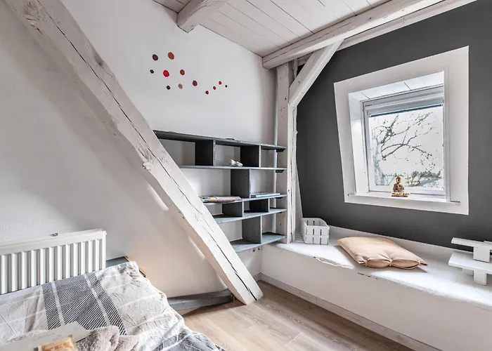 Haevn Am Meer, Koje Und Reussenkoge